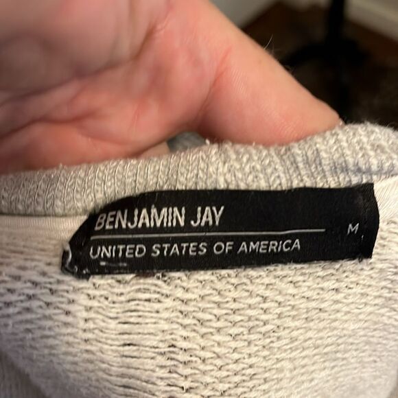 Benjamin Jay Gray Distressed Ripped Pullover Sweatshirt Boho Contemporary Casual - Picture 9 of 9